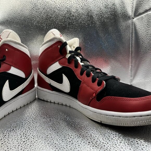 RARE 🚀 Size 12 - Air Jordan‎ 1 Mid Gym Red White Black Bred Women BQ6472 601 - Picture 4 of 11